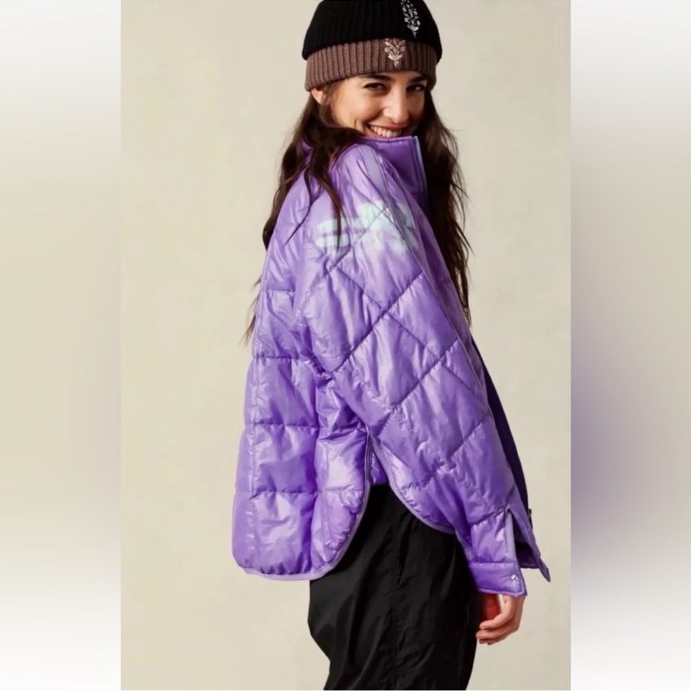 Color changing Pippa Packable Puffer Jacket - Picture 4 of 5